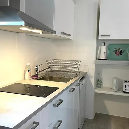 Magnificent T3 - Saint-clair - 500m From The Apartament Le Lavandou